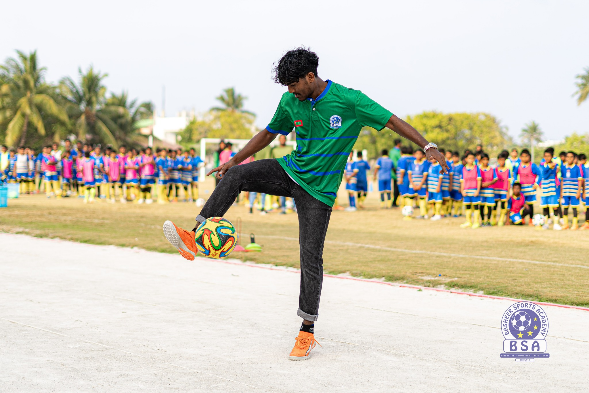 ކުޅުދުއްފުށީގެ ޒުވާން ތަރި
